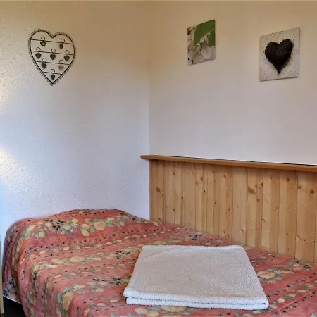 Calme, 4 Pers, Pied Des Pistes - 1850 - Fr-1-330-194 *